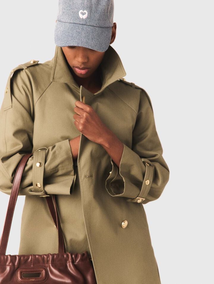 Trenchcoat mit Nieten und Kragen