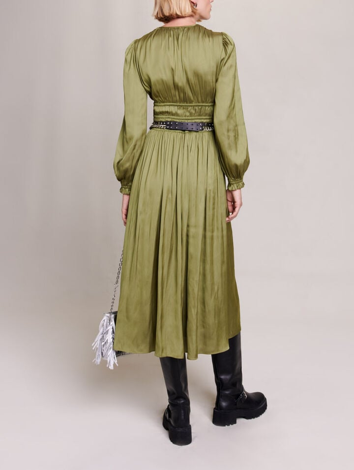 Halblanges Satin-Kleid mit Rüschen