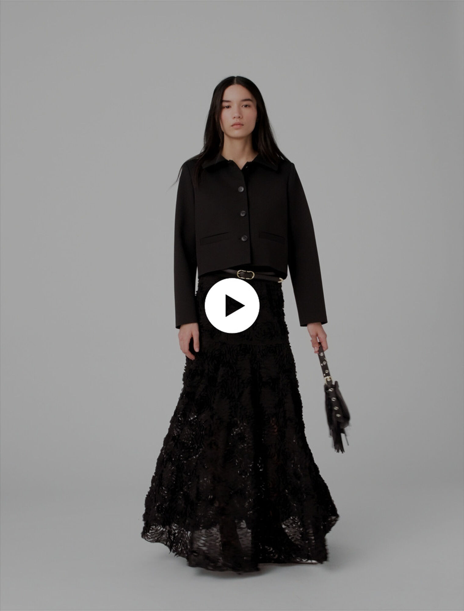 Langer Rock mit Stickereien