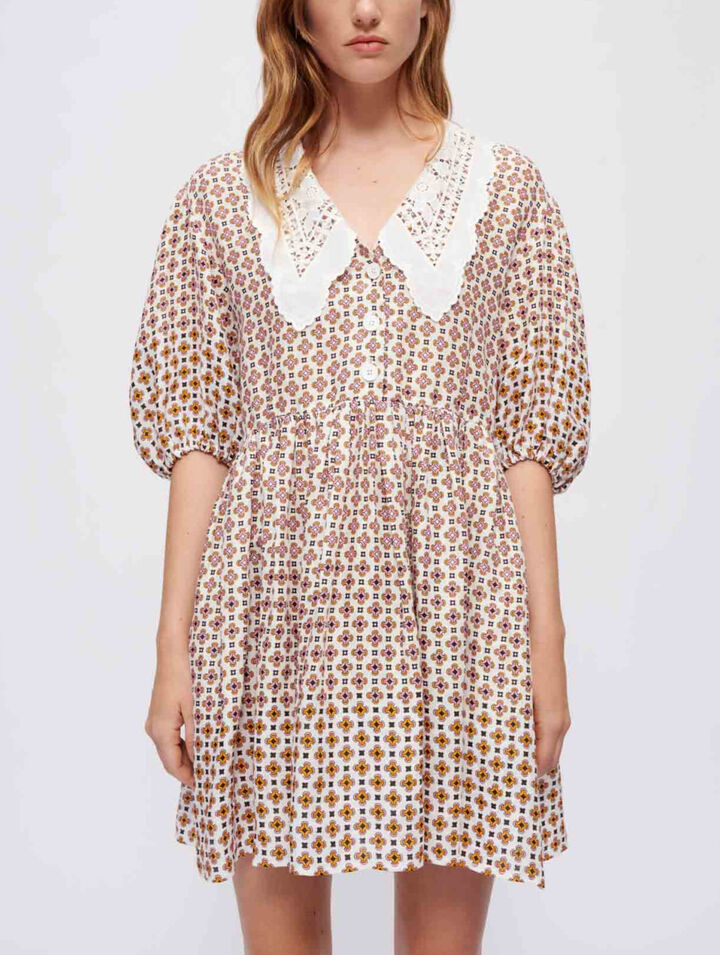 Kleid aus bedrucktem Leinen