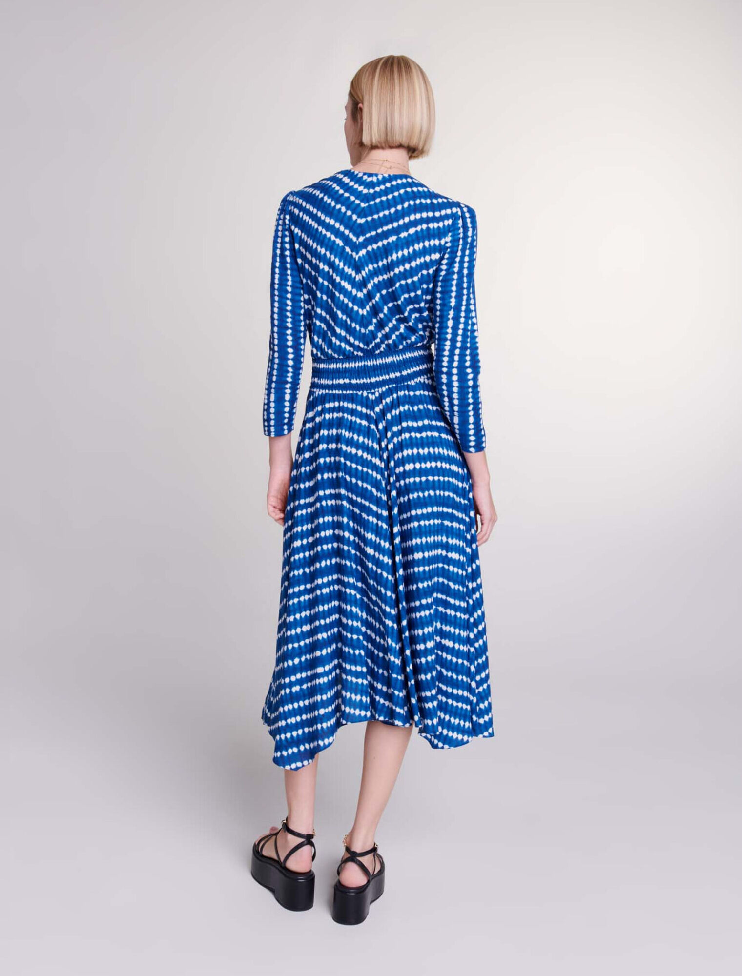 Asymmetrisches, langes Kleid