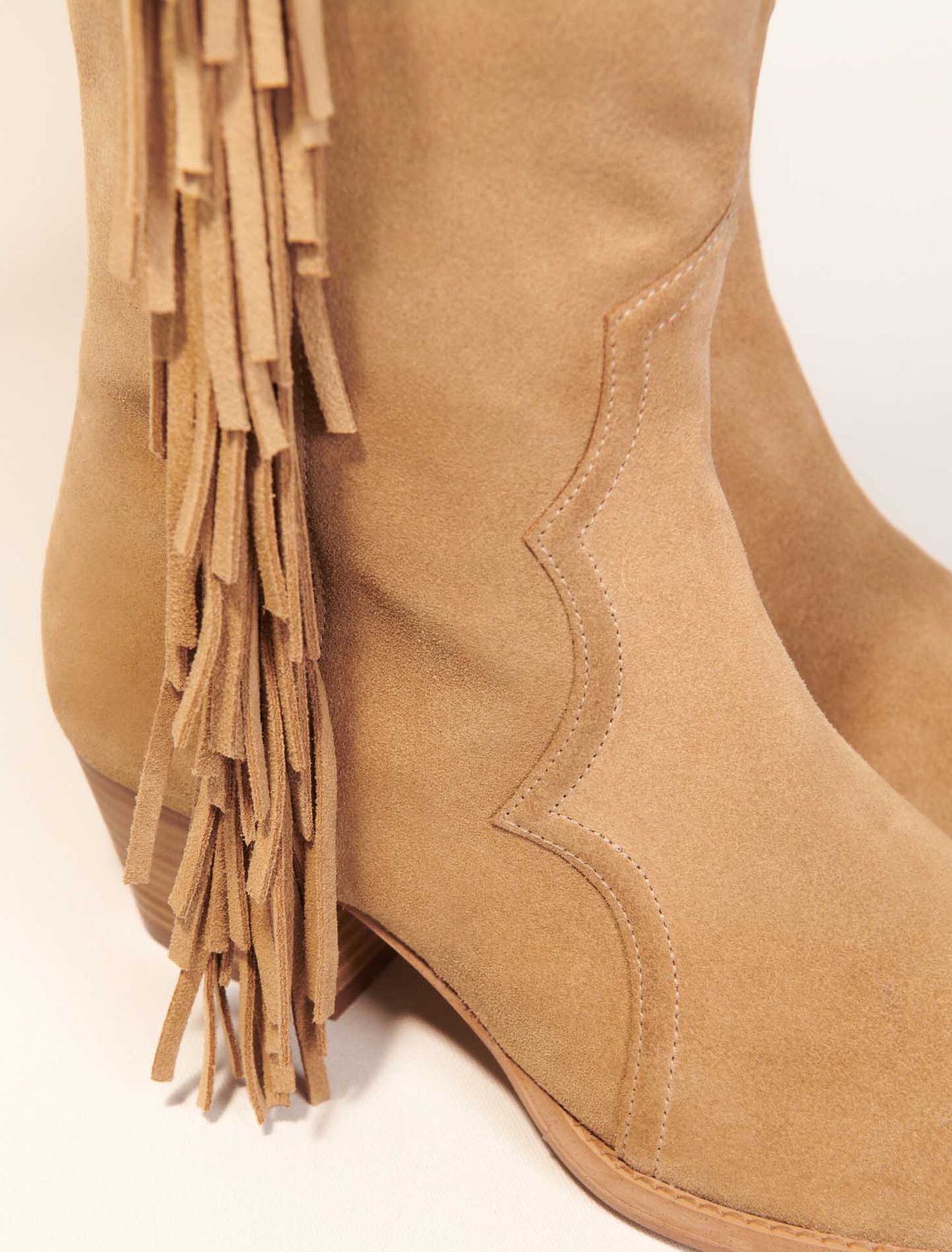 Westernstiefel aus Veloursleder