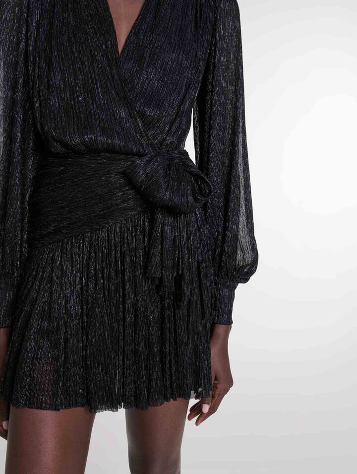 Kurzes Lamé-Kleid