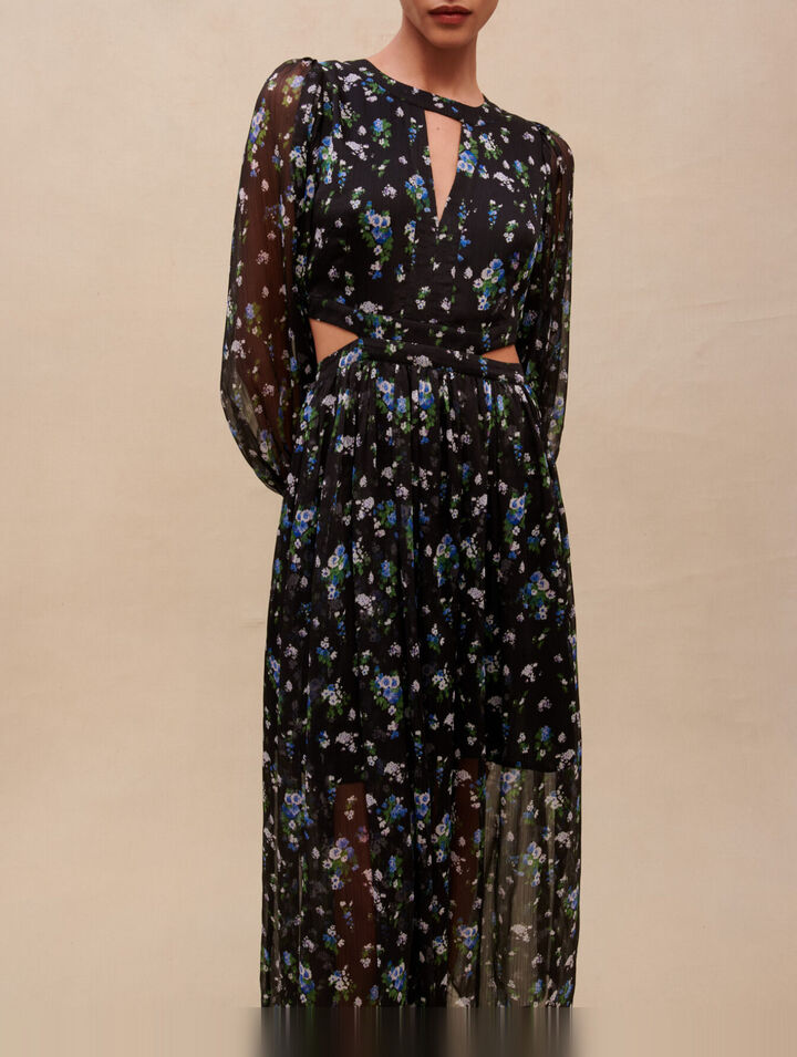 Langes, durchbrochenes Kleid