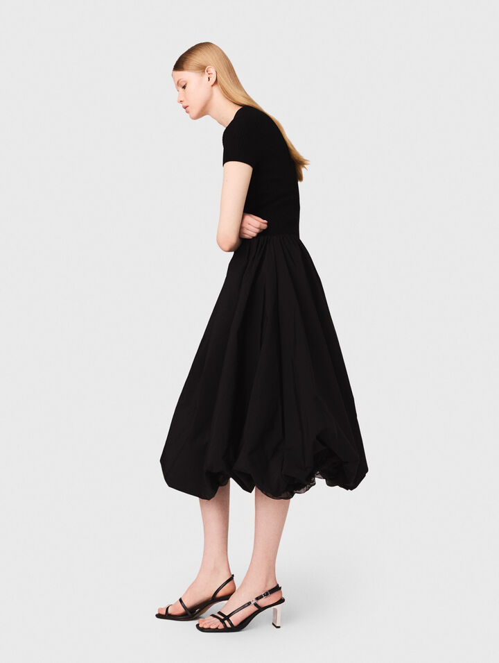 Langes Kleid aus Strick und Taffeta