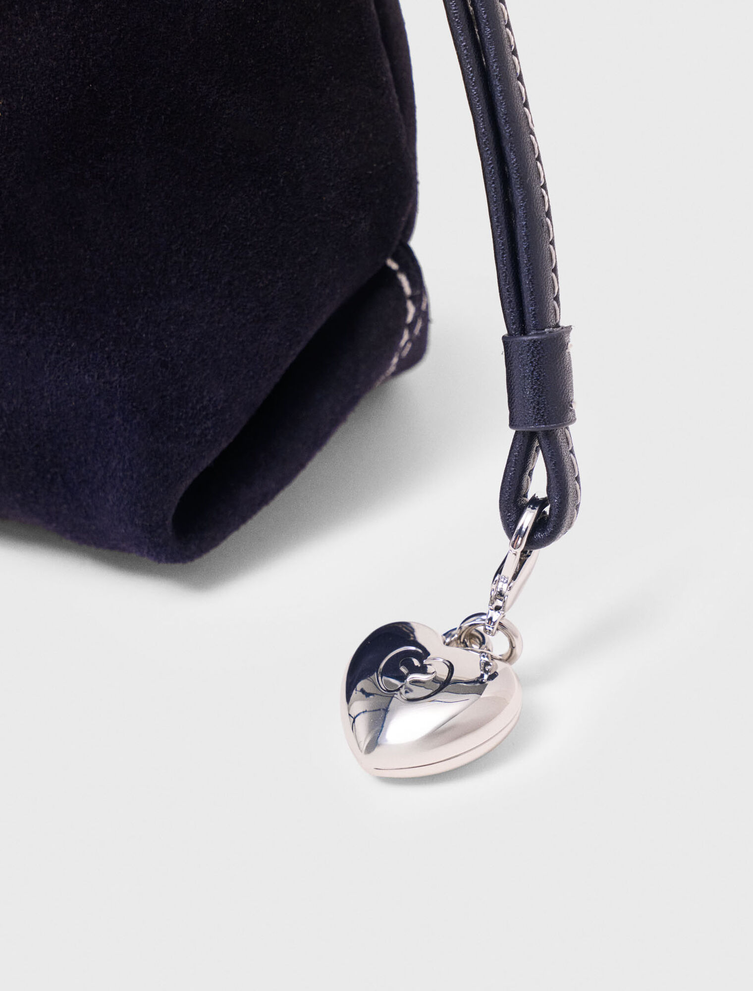 Milpli Gazette Velours abgesteppt