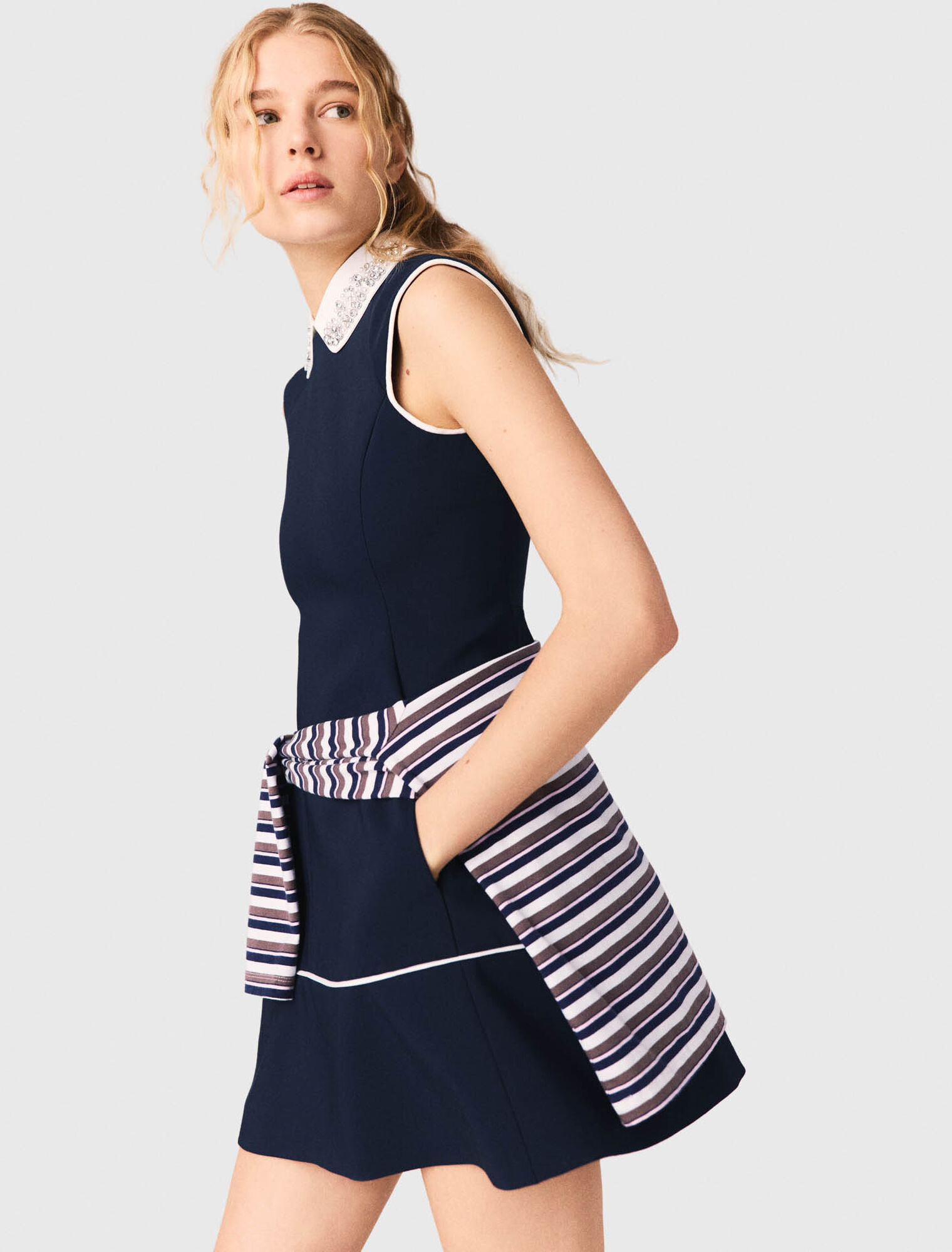 A-Linien-Kleid mit Kontrastpaspeln