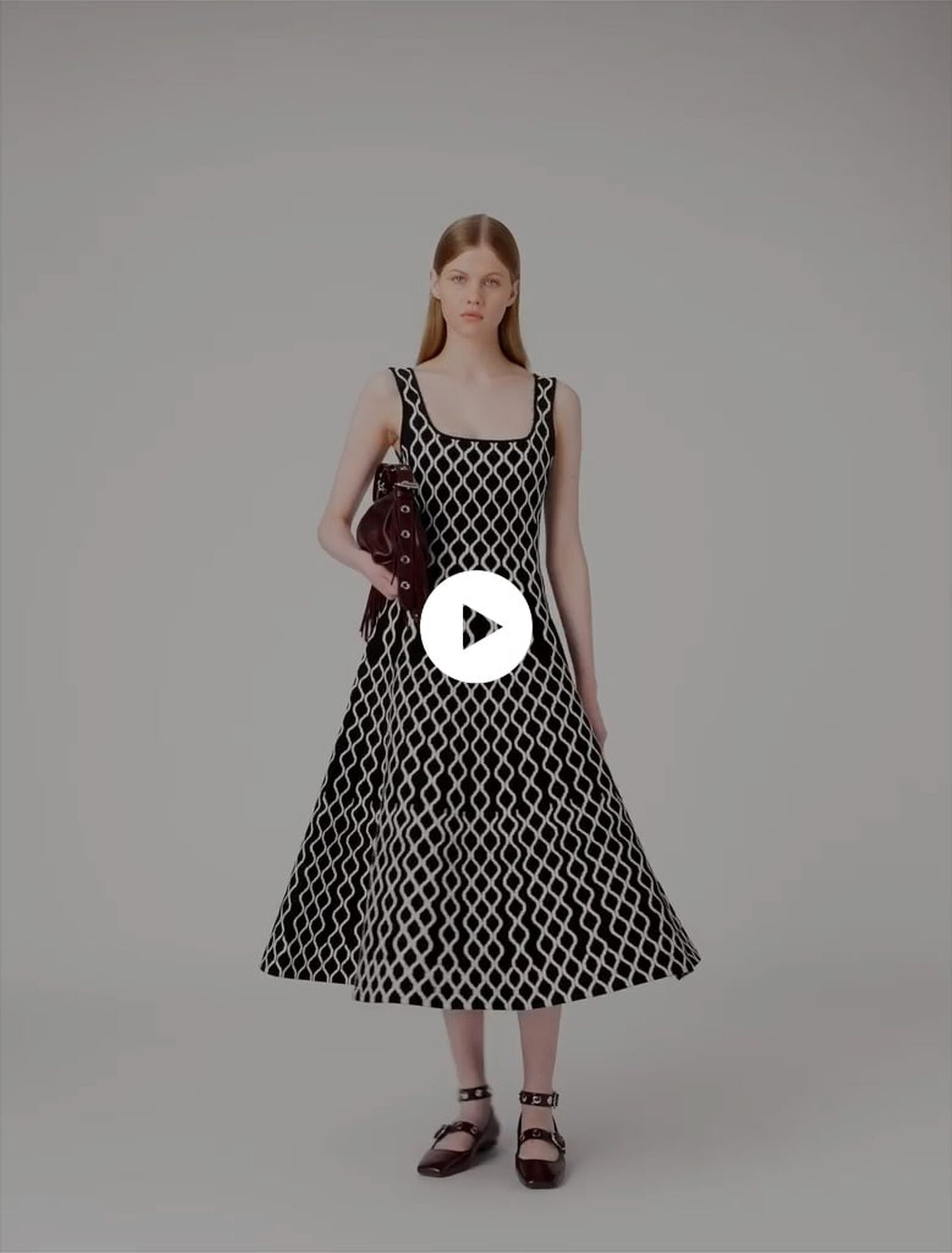 Midikleid aus Jacquard-Strick