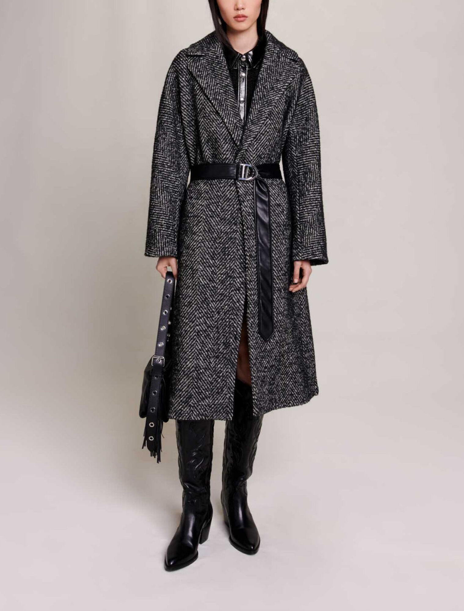 Langer Mantel mit Fischgrätenmuster