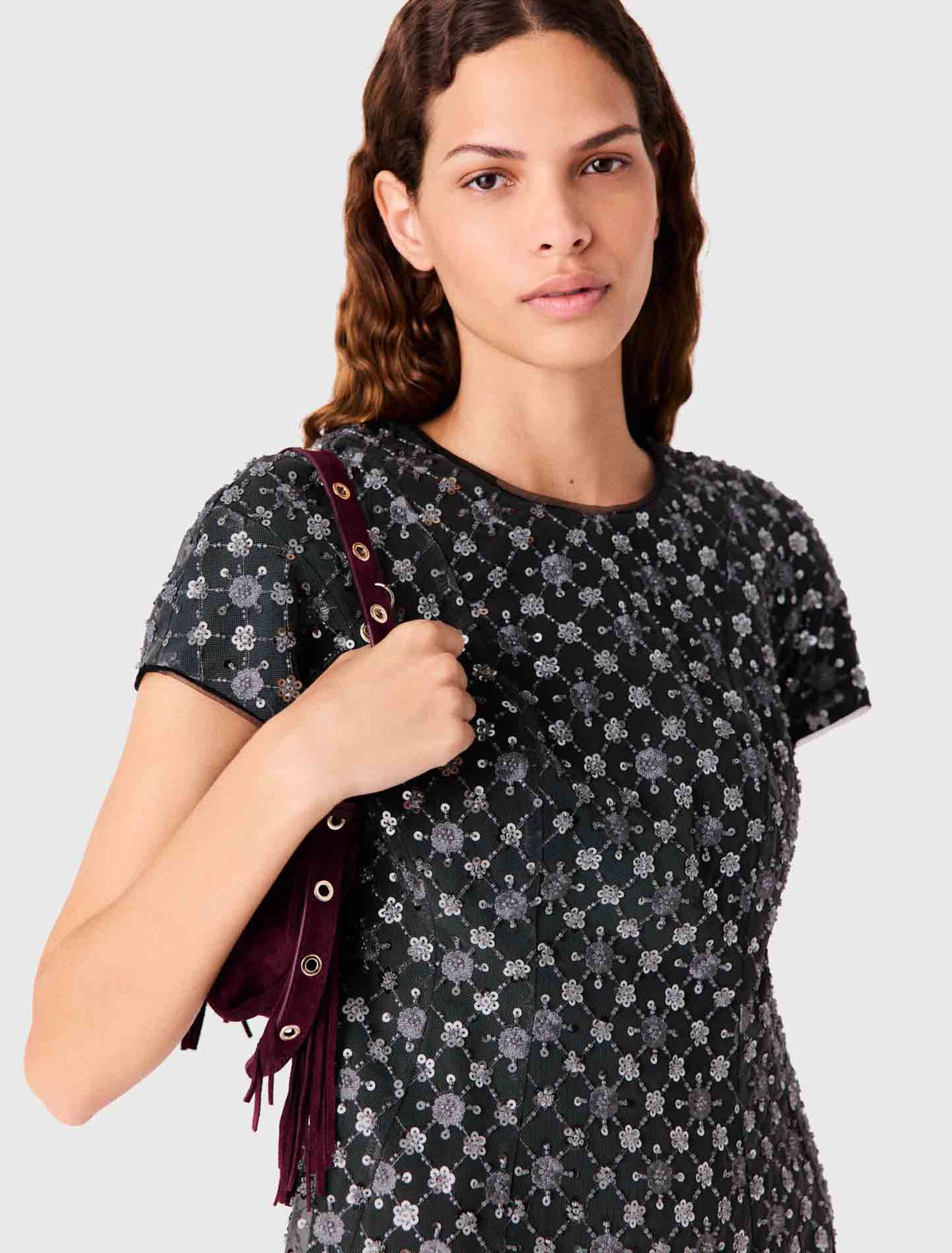 Kurzes Kleid mit Strass