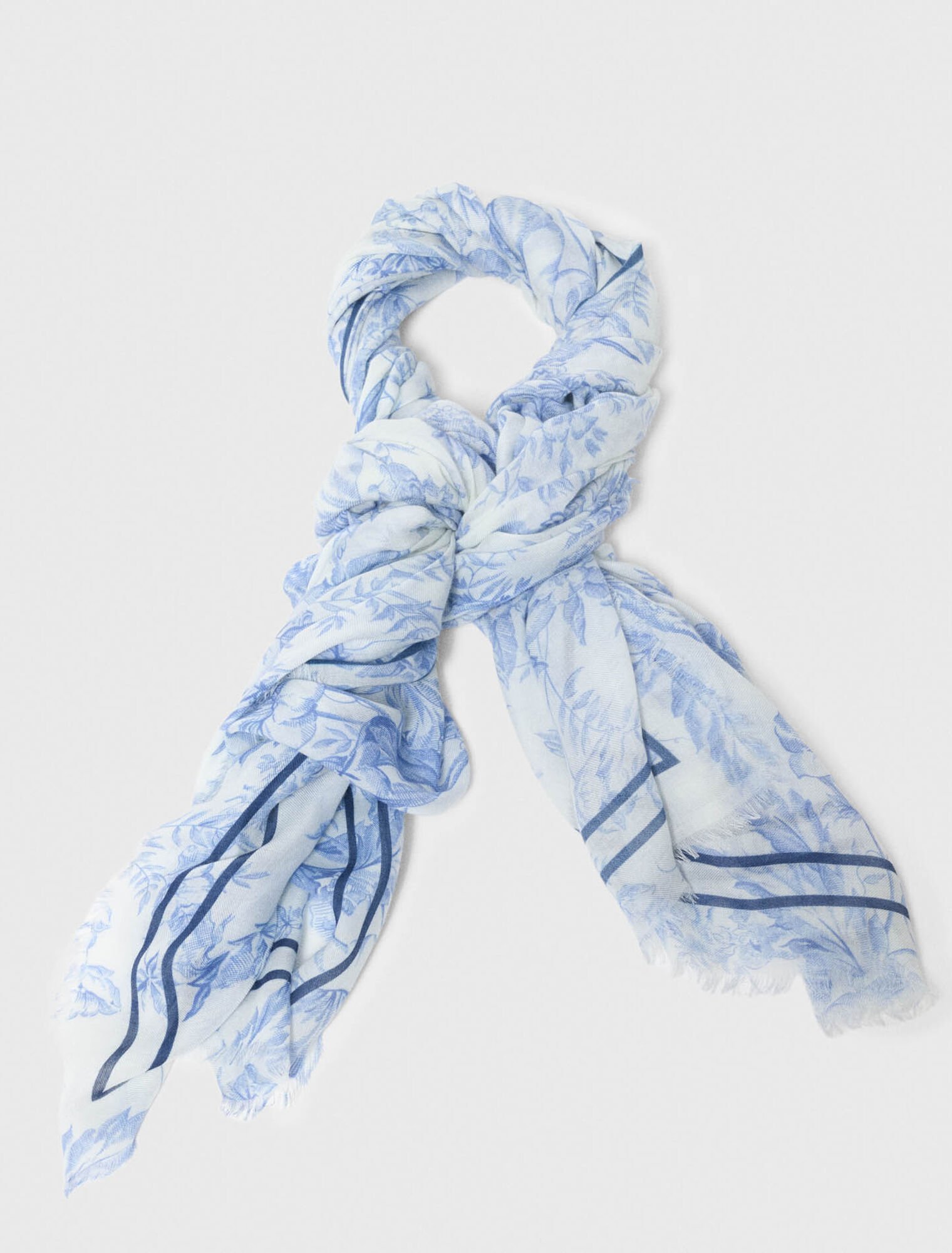 Schal aus Wollmix mit Blumenprint