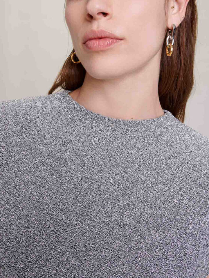 Glänzendes Strickkleid