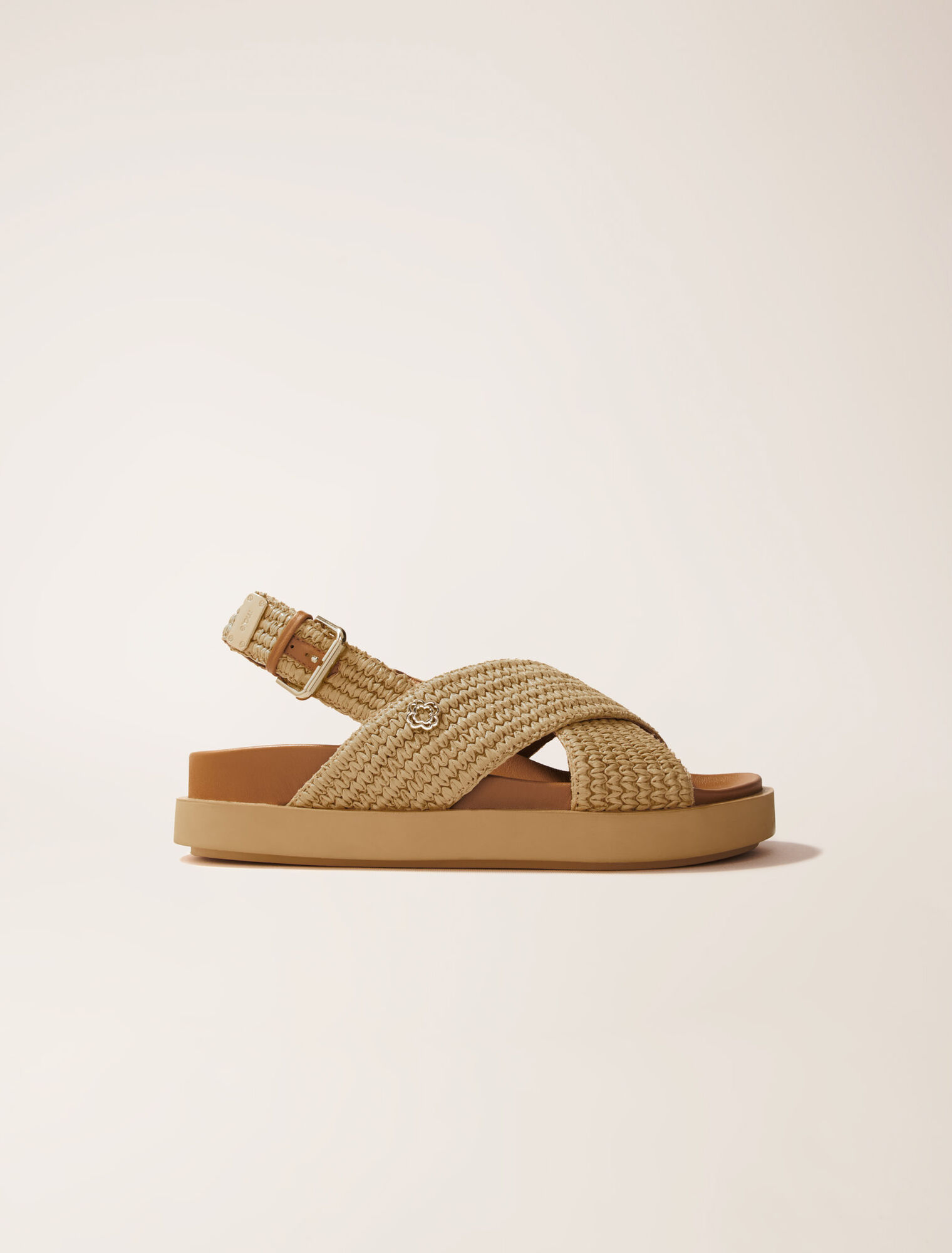 Flache Sandalen in Bastoptik