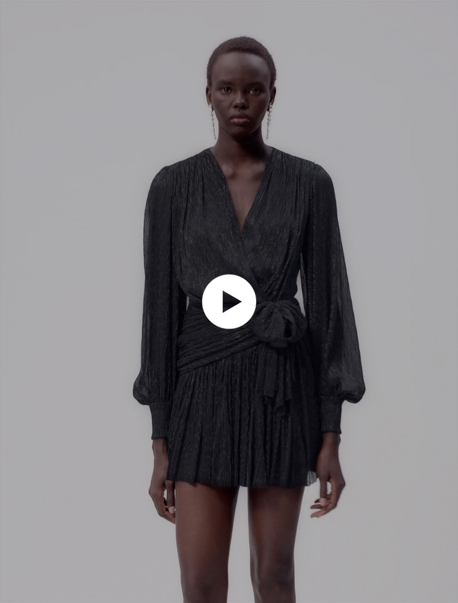 Kurzes Lamé-Kleid