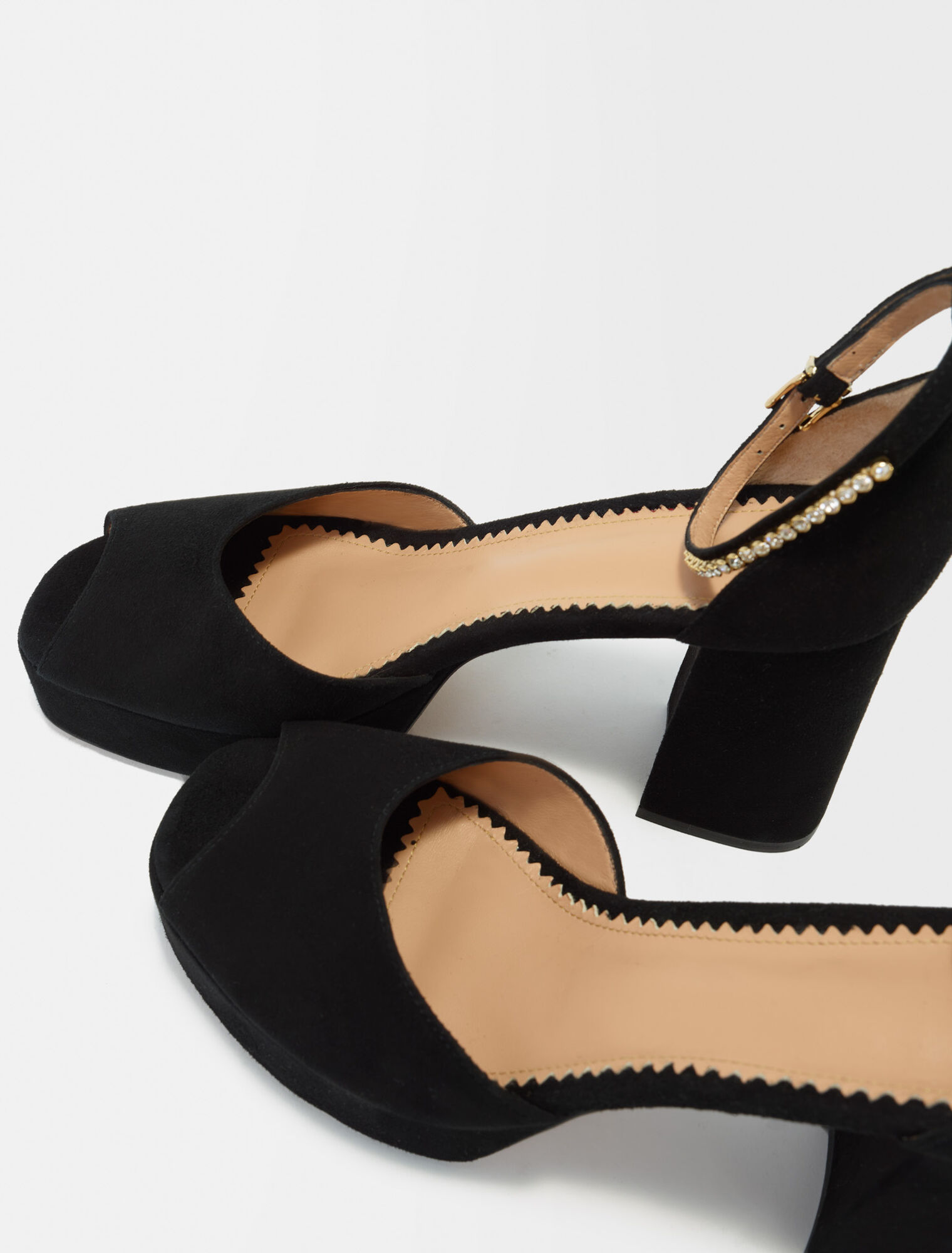 Sandalen mit hohem Absatz