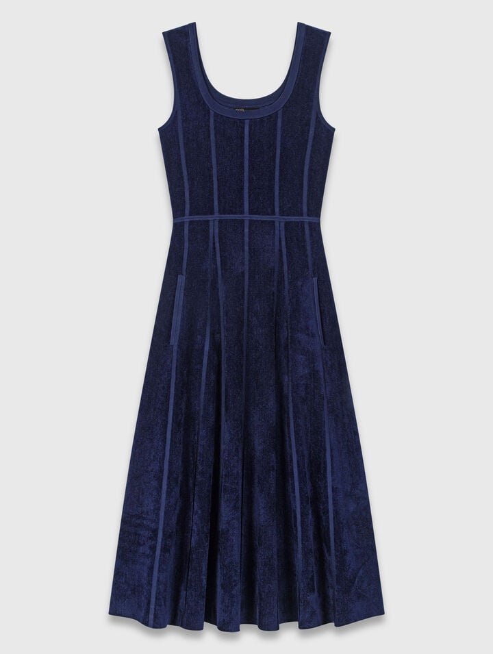 Langes Samtkleid