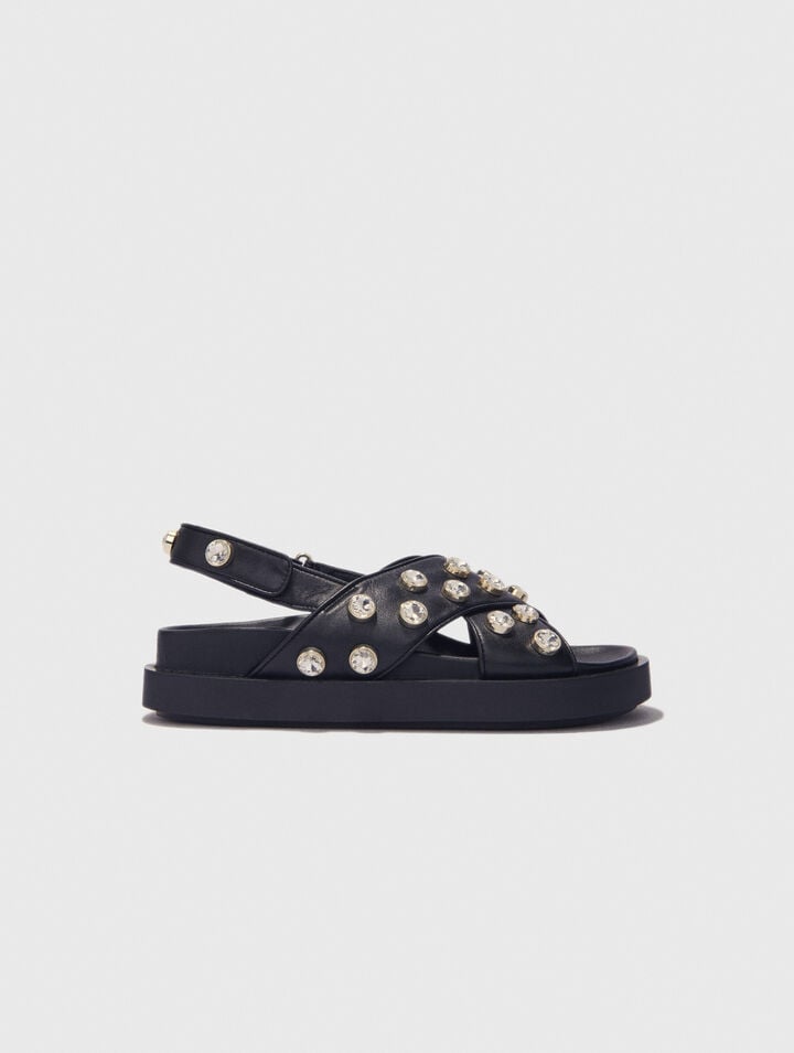Flache Ledersandalen mit Strass