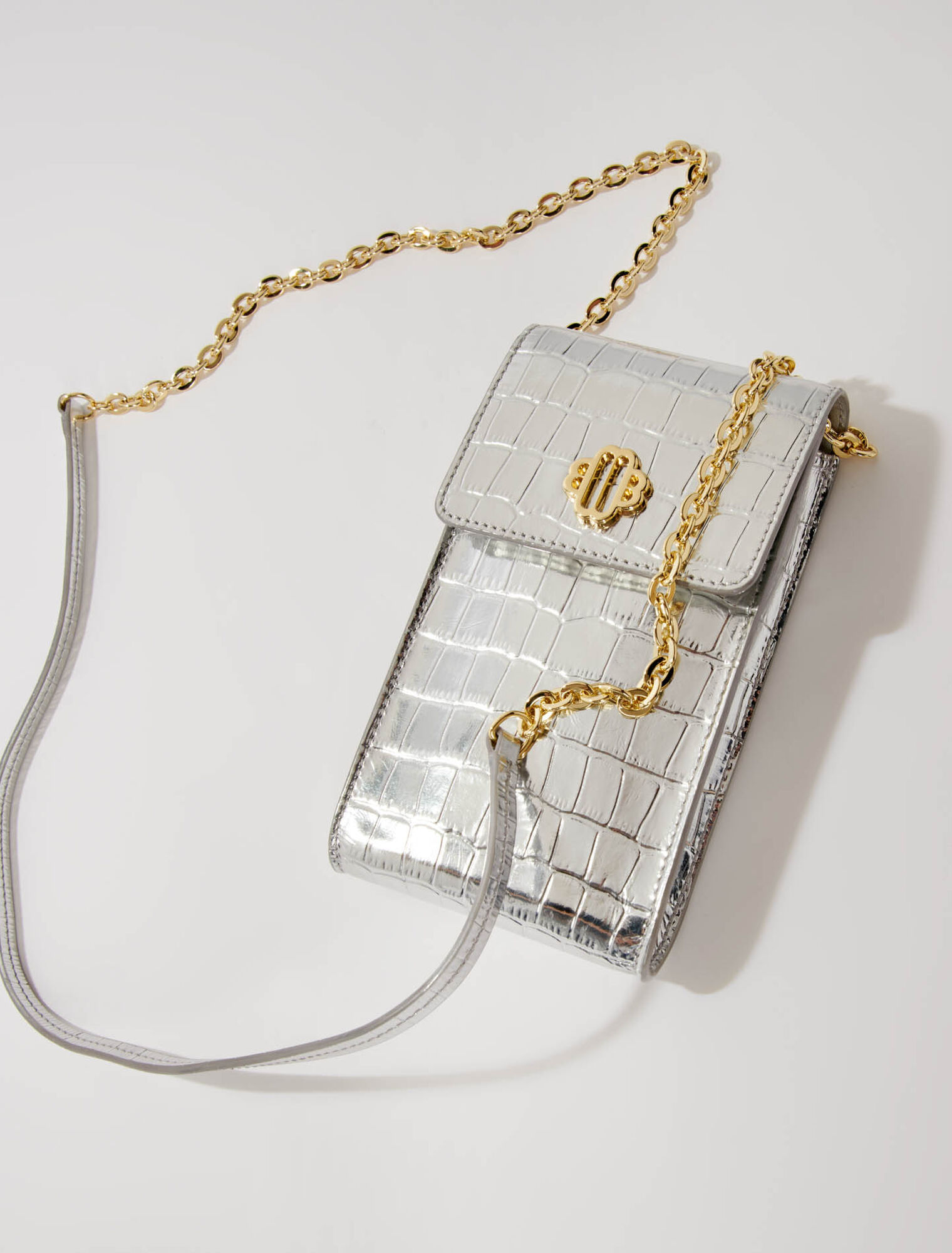 Handtasche aus metallisiertem Leder
