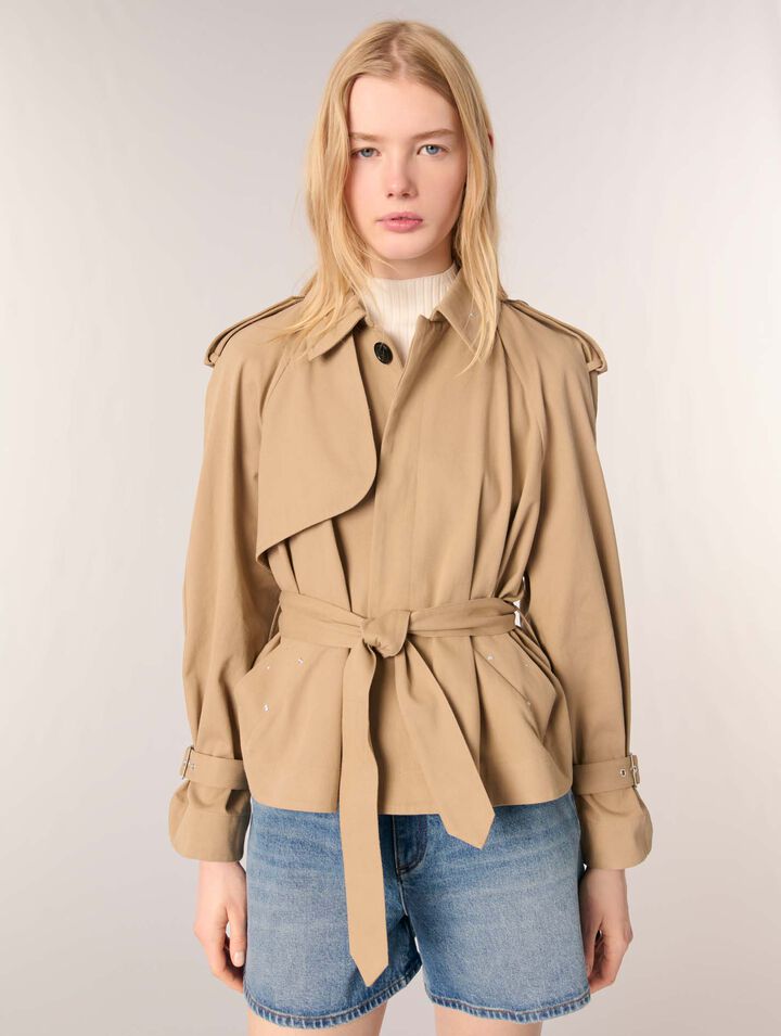 Kurzer Trenchcoat mit Nieten