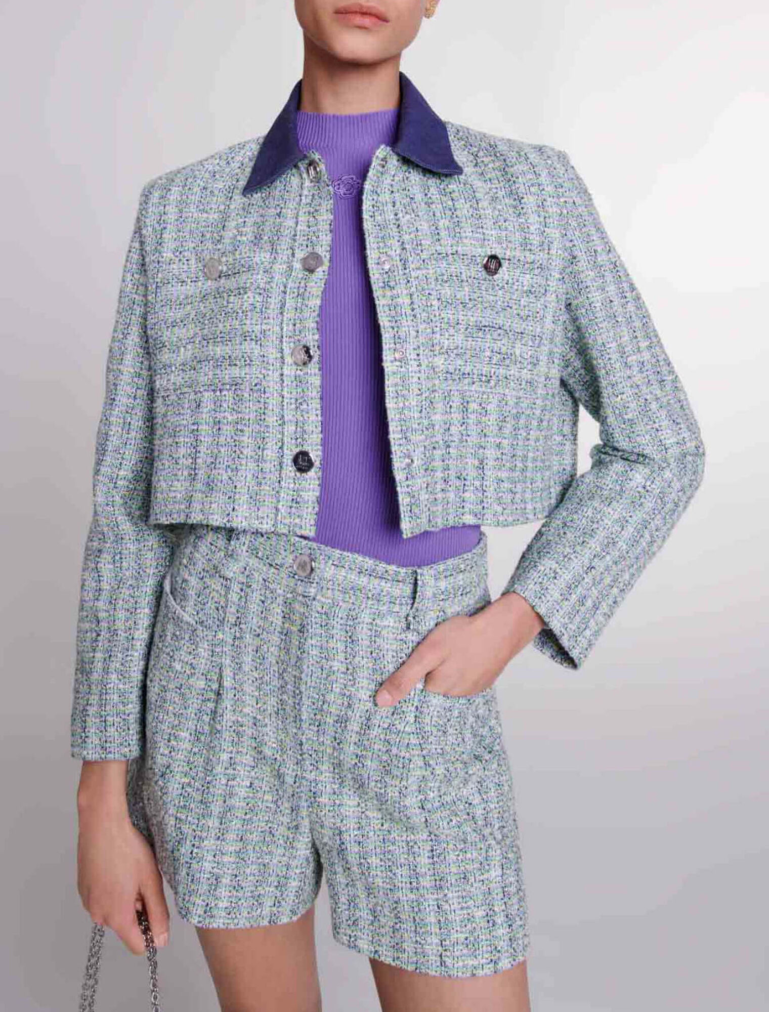 Kurze, kontrastreiche Tweed-Jacke