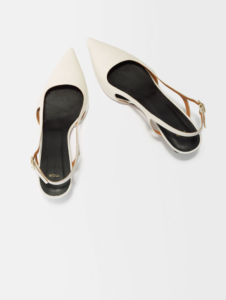 Spitze Pumps mit verstellbaren Riemchen