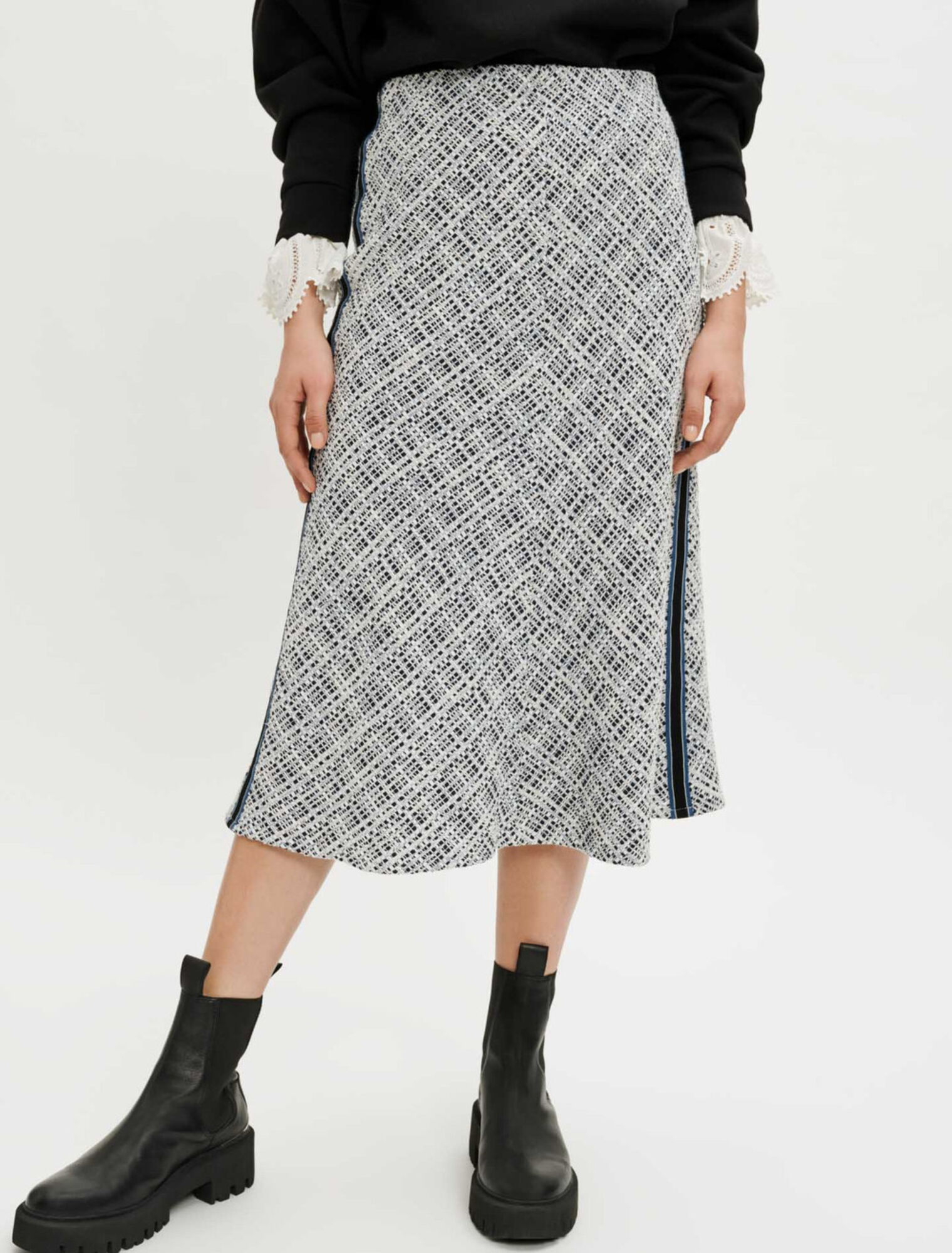 Midi-Rock aus Tweed