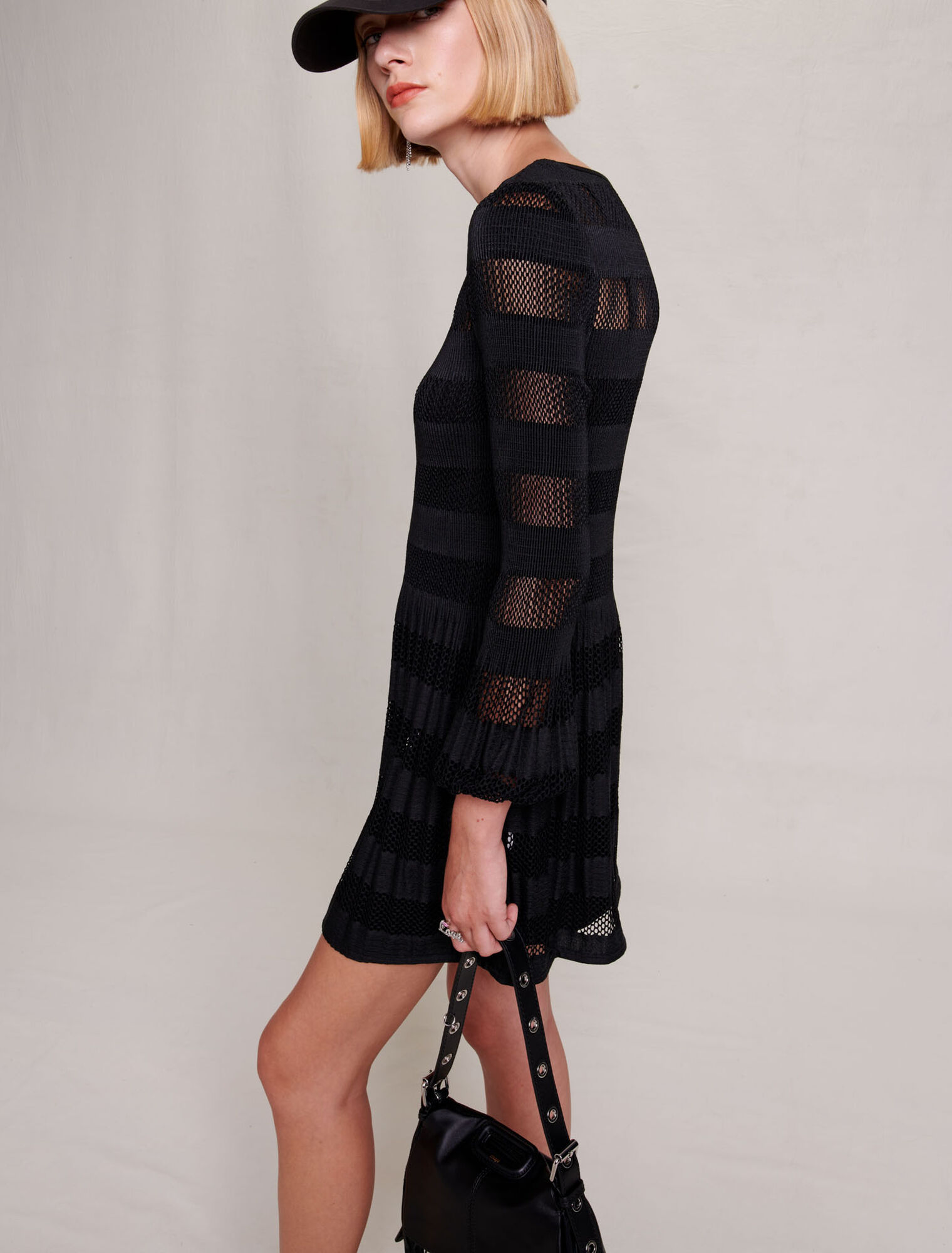 Kurzes Kleid aus Ajour-Strick