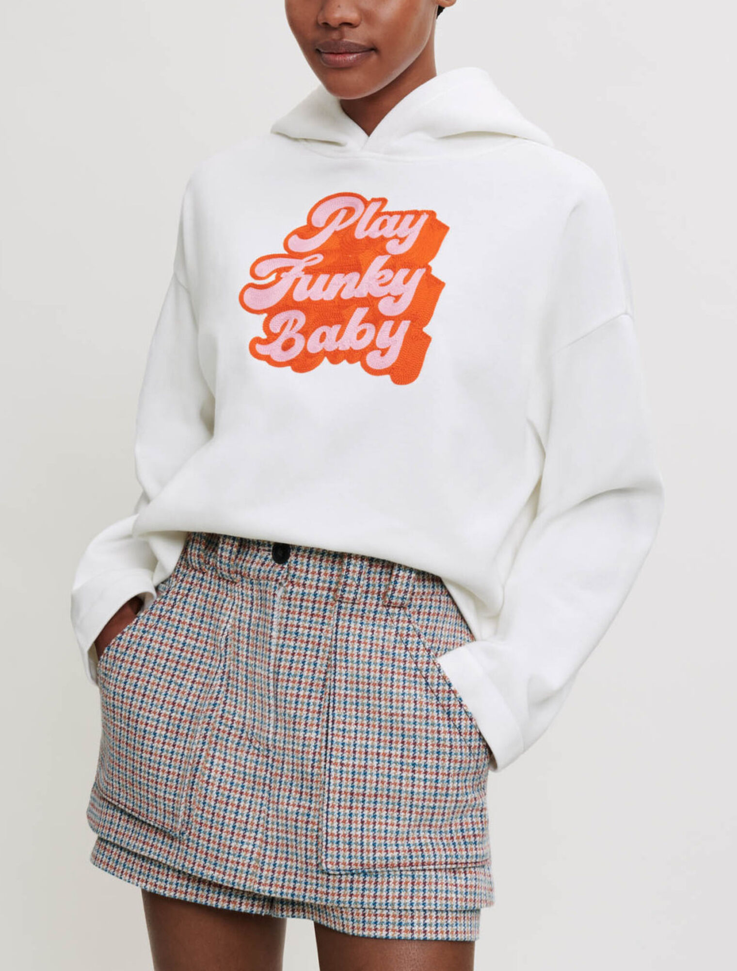 Sweatshirt mit 70er-Jahre-Stickerei