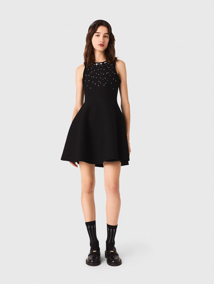 Skaterkleid mit Schmuckdetails