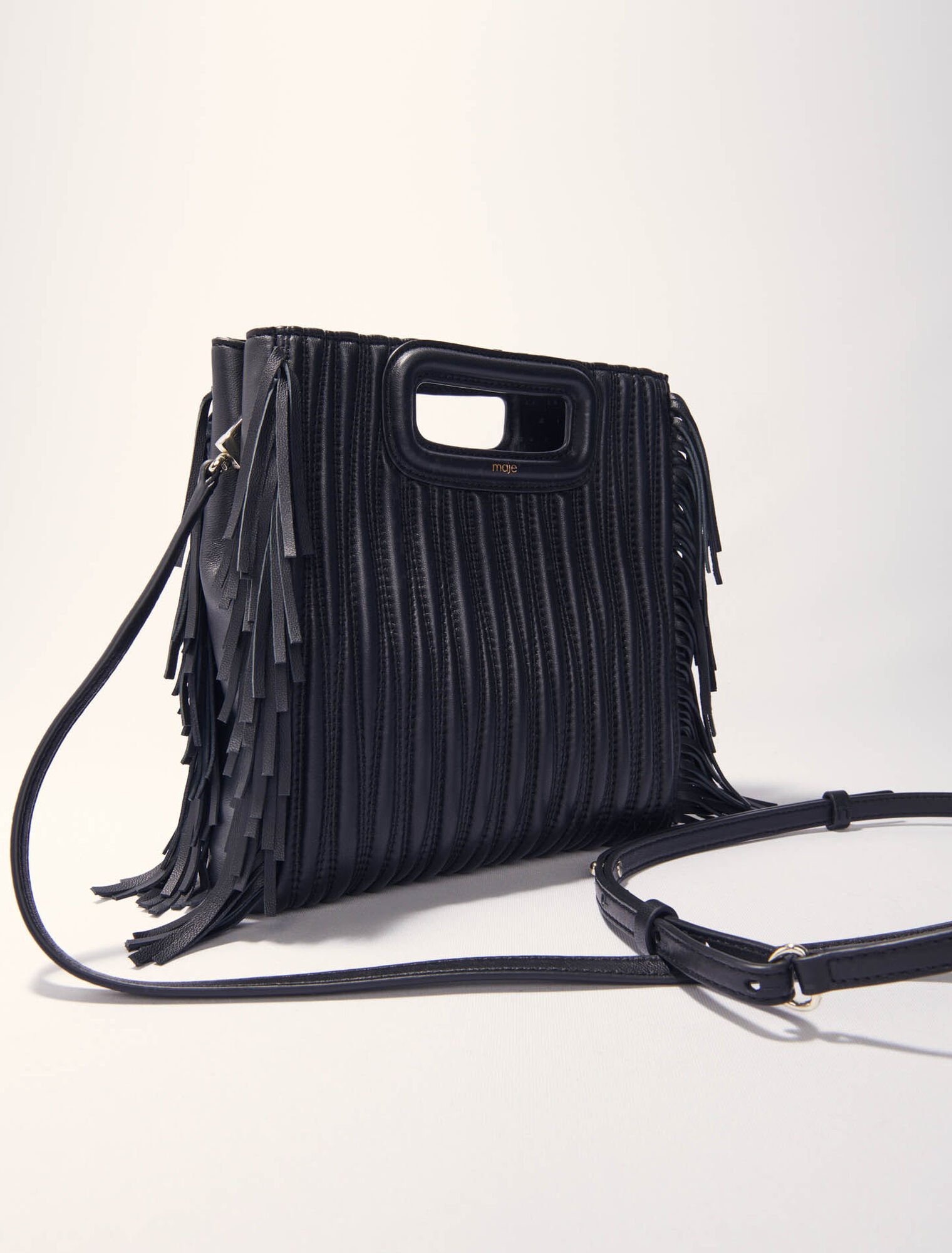 Tasche M aus gestepptem Leder
