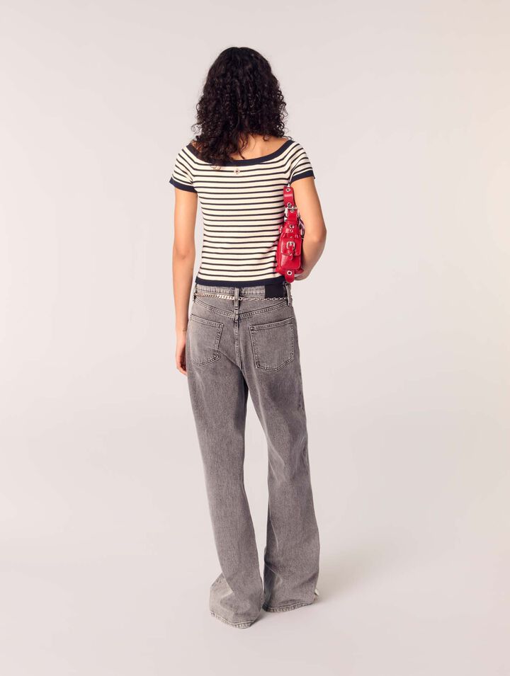 Weite Jeans mit Kettengürtel
