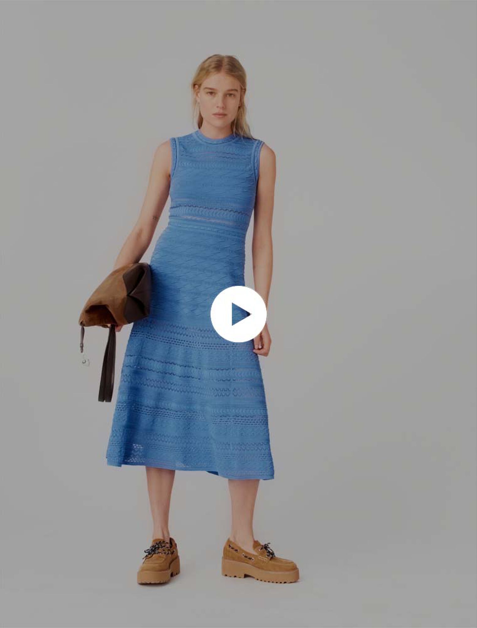 Langes Strickkleid mit Ajourmuster