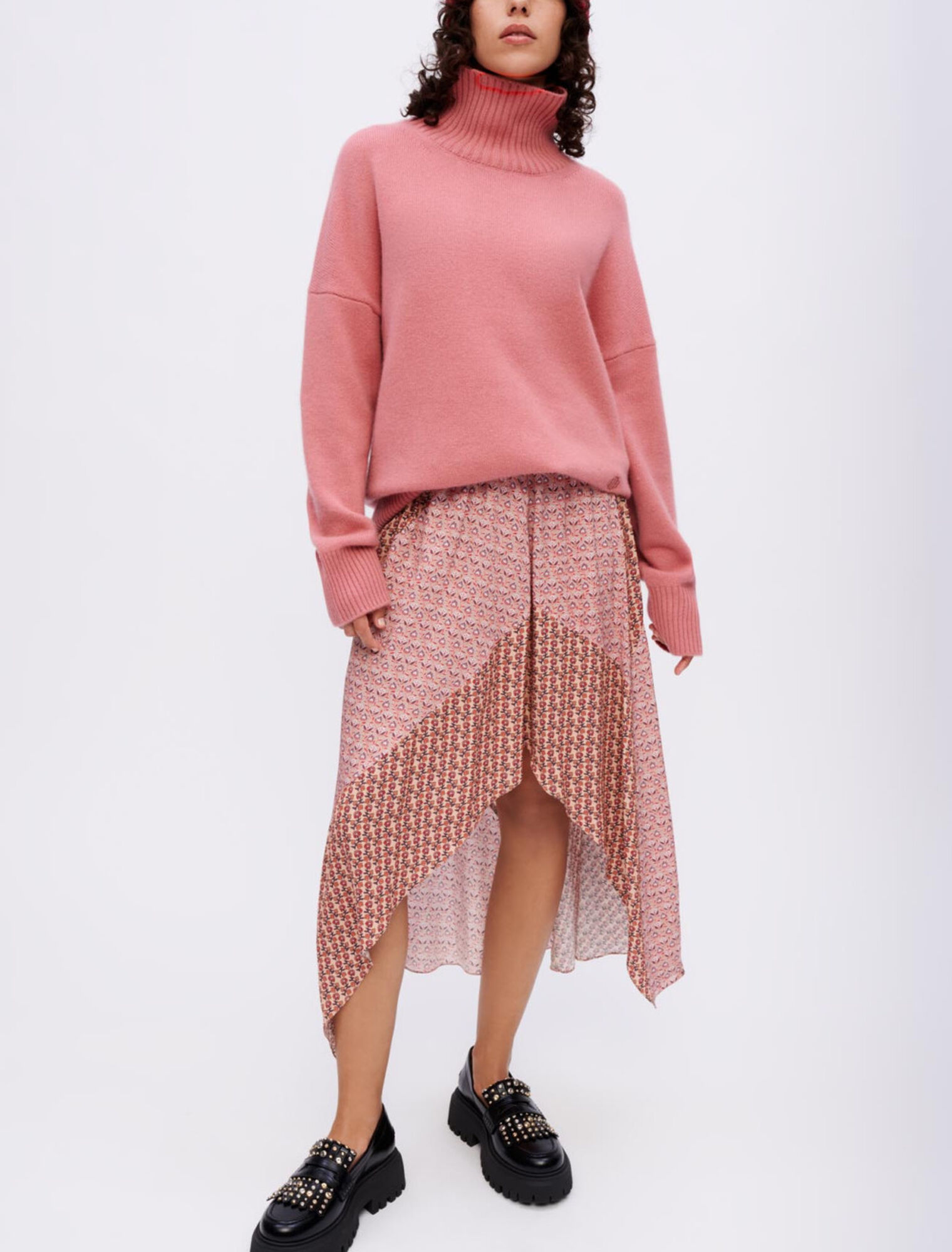 Asymmetrischer Rock aus einem Druckmix