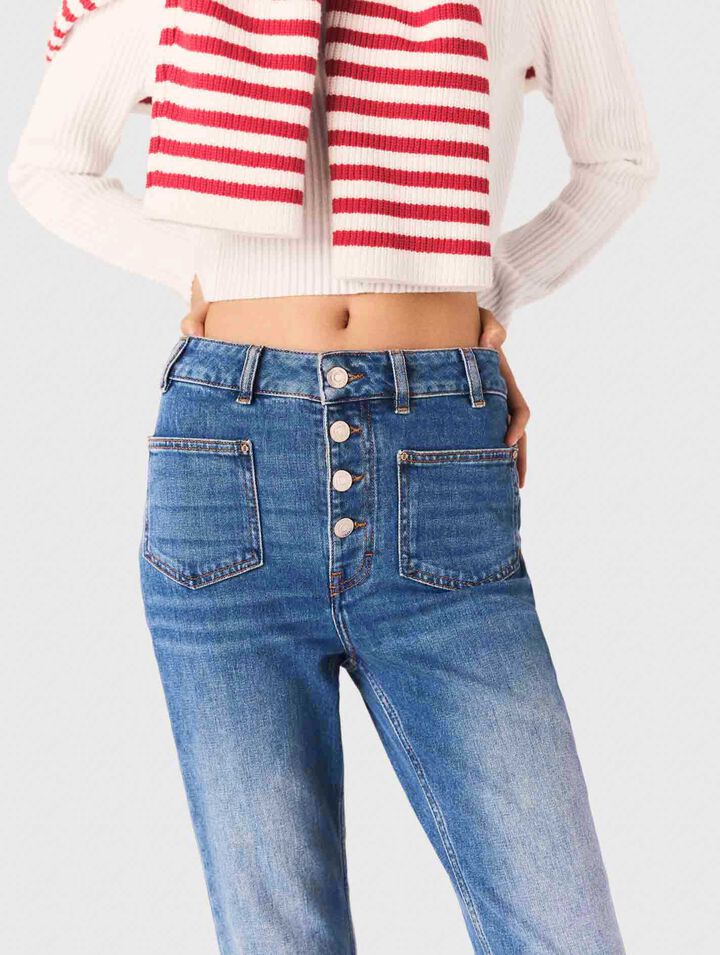 Denim jeans with pockets