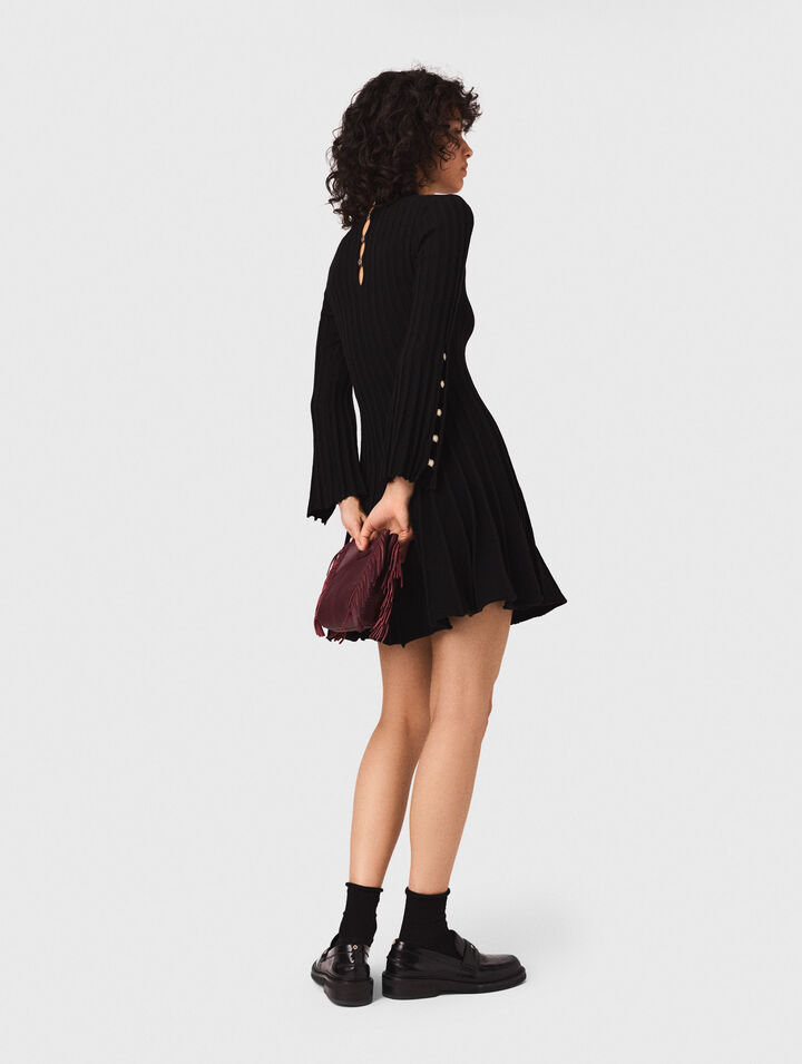 Kurzes Strickkleid