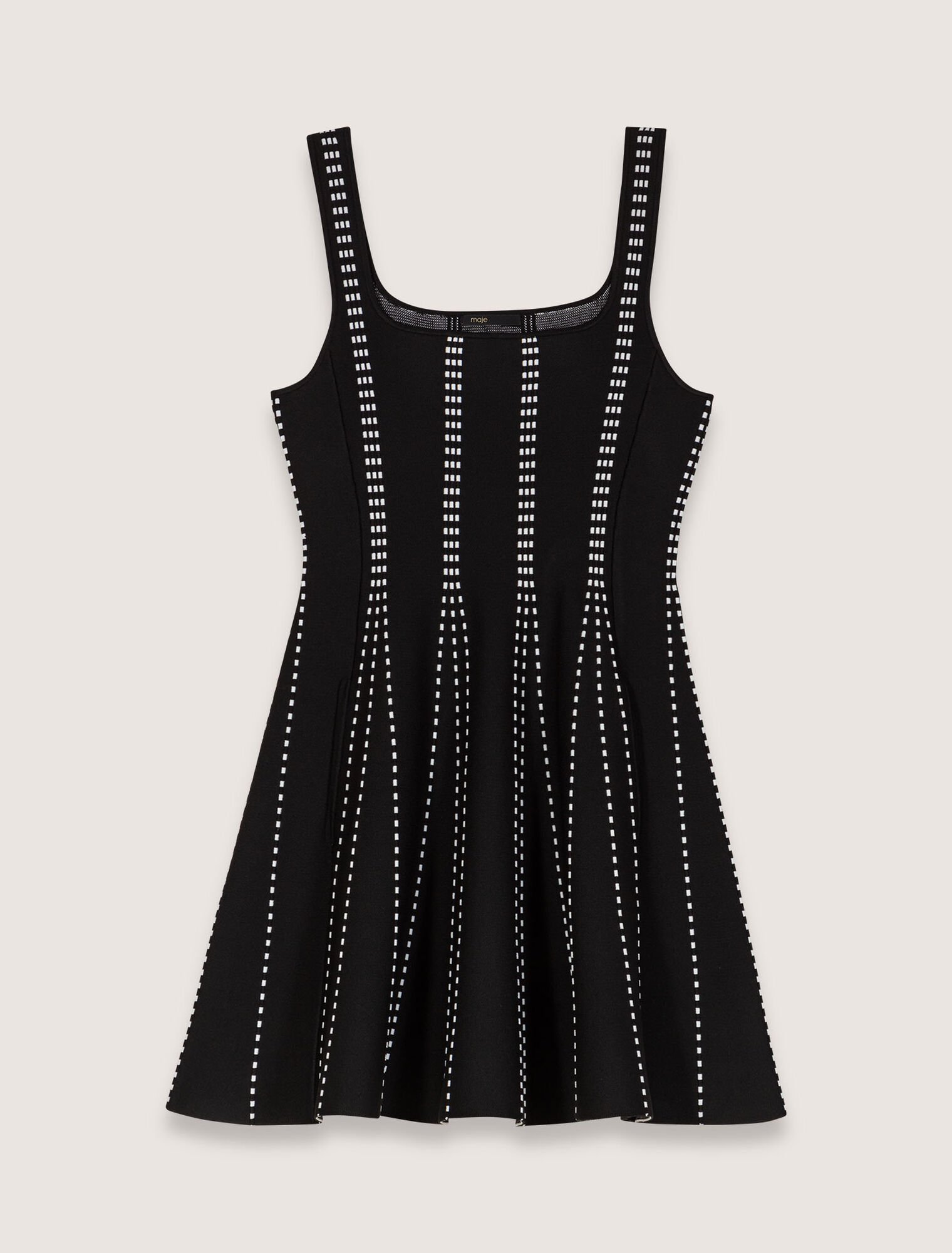 Kurzes Kleid aus Jacquard-Strick