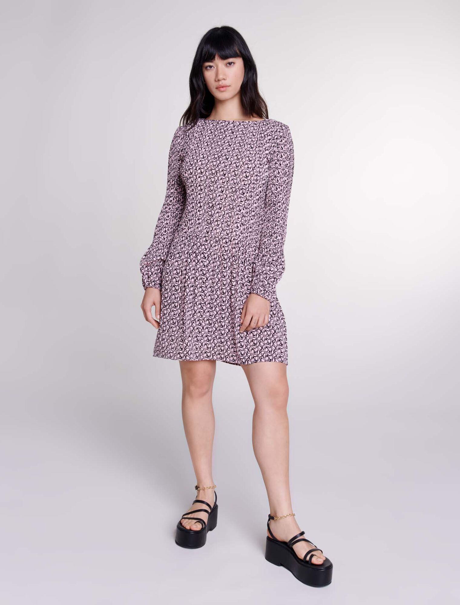 Kurzes Kleid mit Print