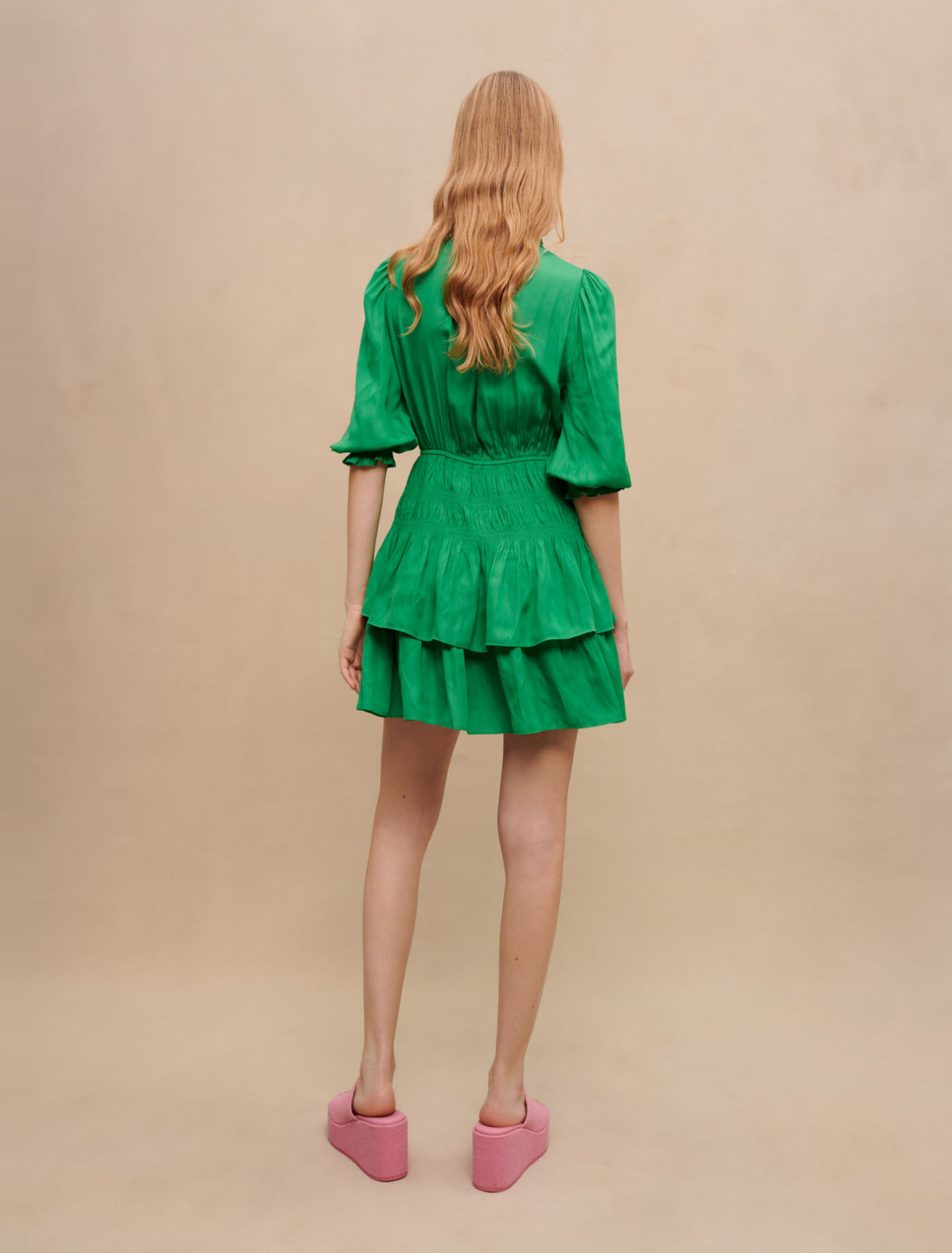 Kurzes Volantkleid