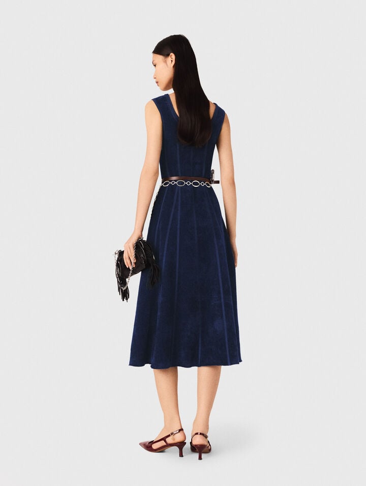 Langes Samtkleid