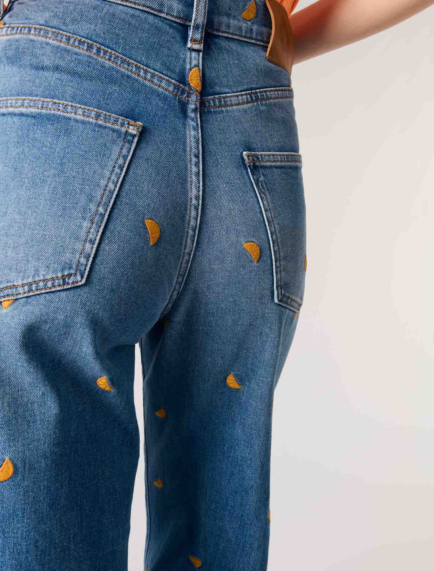 Bestickte Jeans