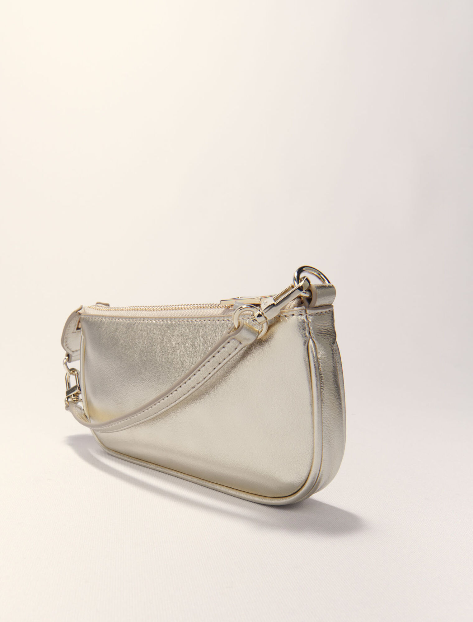 Sarah Pouch aus Metallicleder