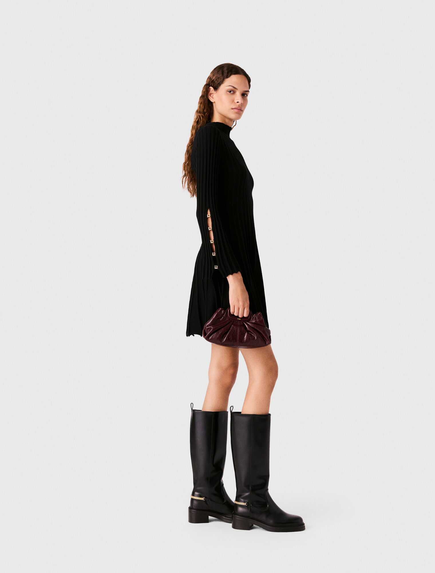 Kurzes Skaterkleid mit Stehkragen
