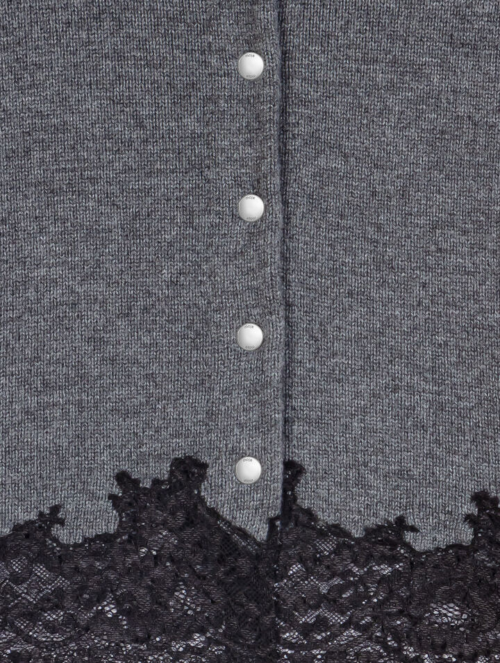 Twinset mit Spitzenbesatz