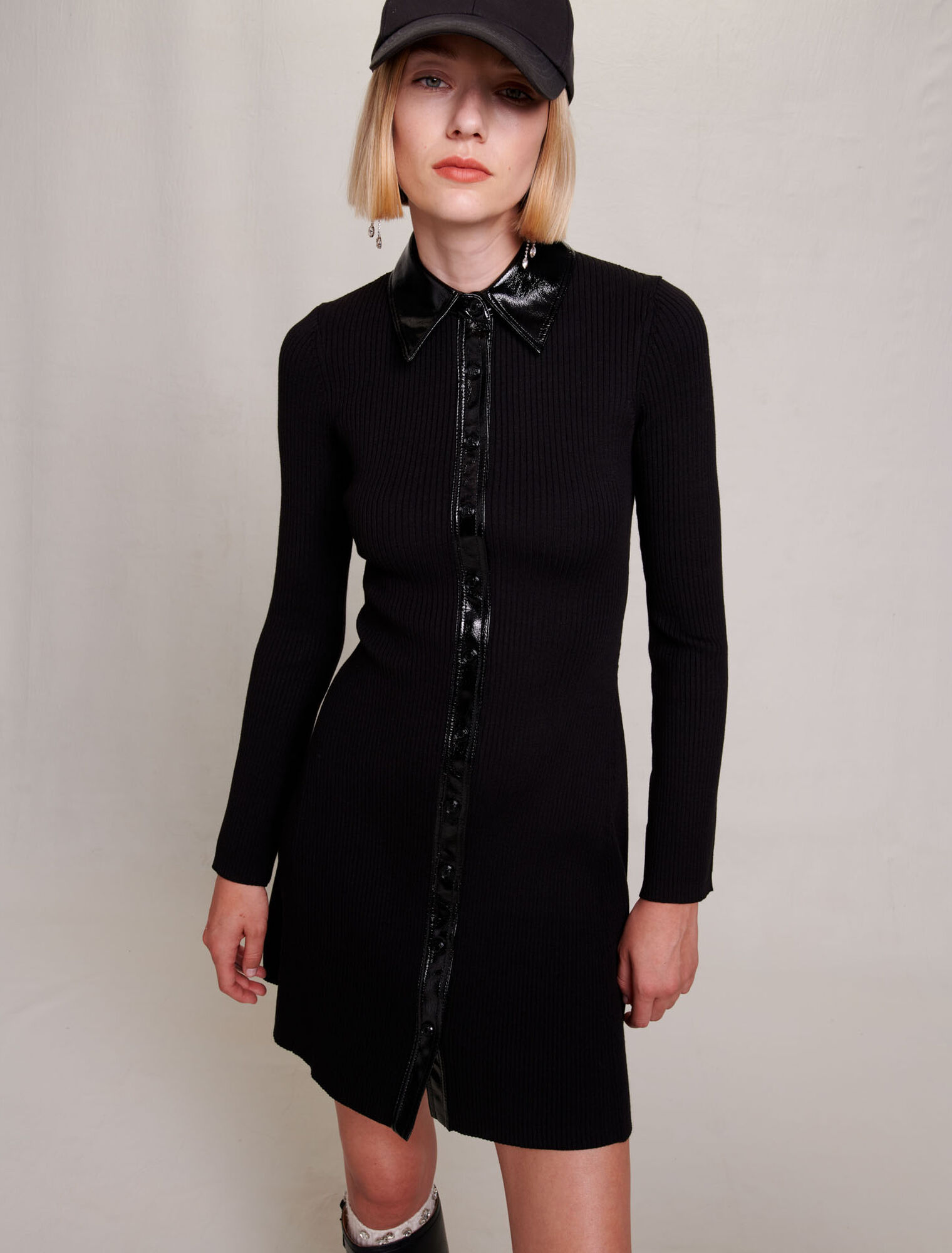 Kurzes Strickkleid