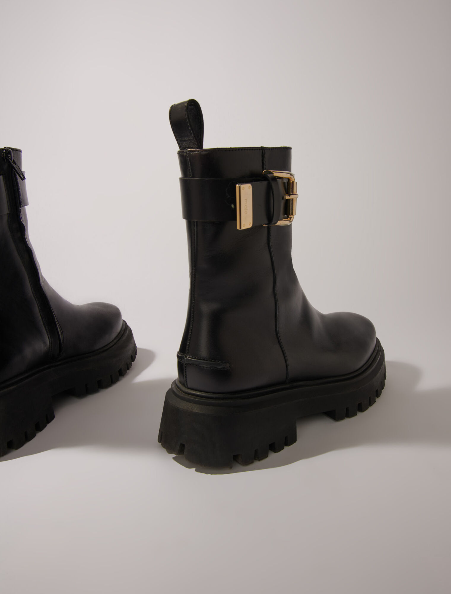 Lederstiefeletten mit Schnalle
