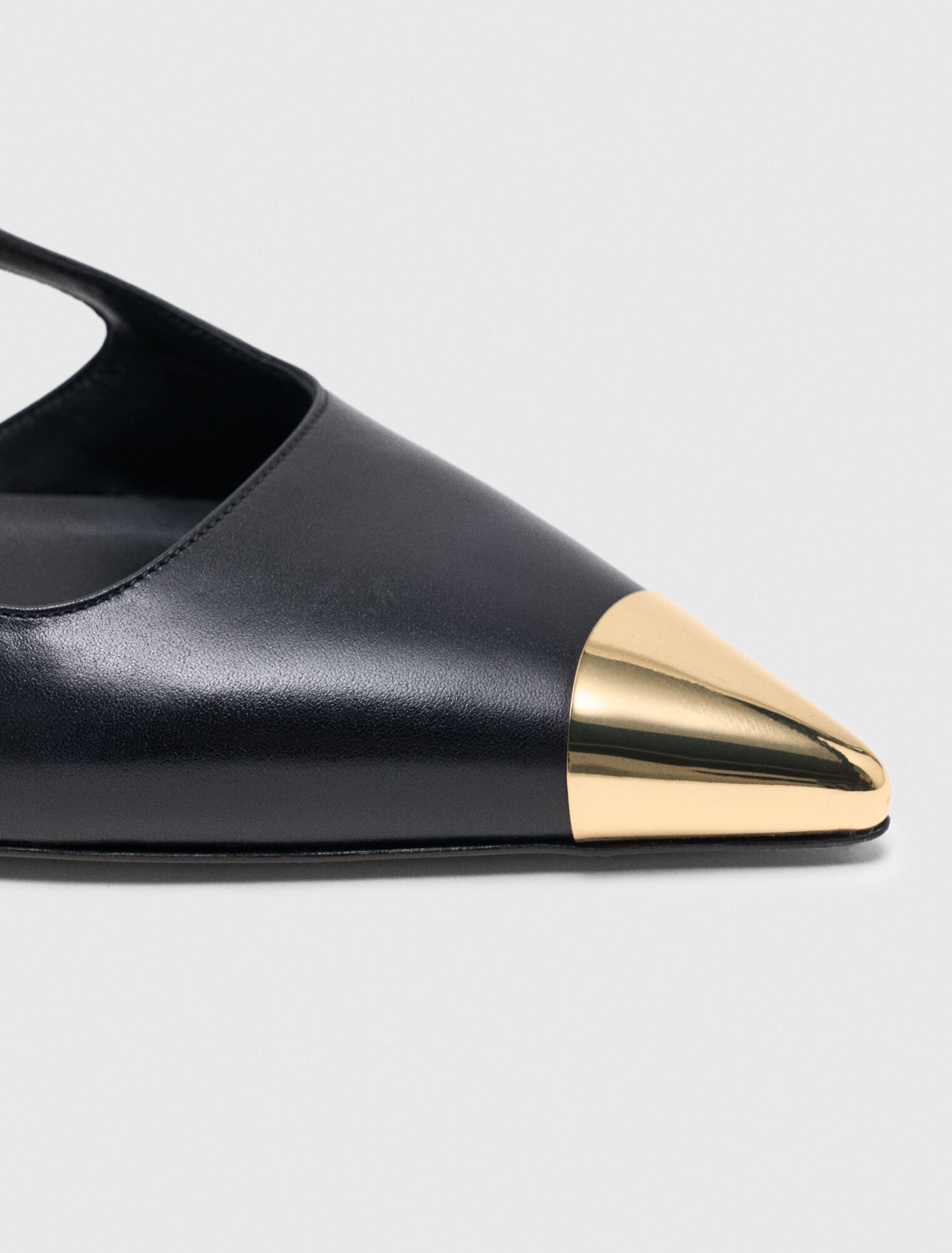 Slingback-Pumps aus Glattleder