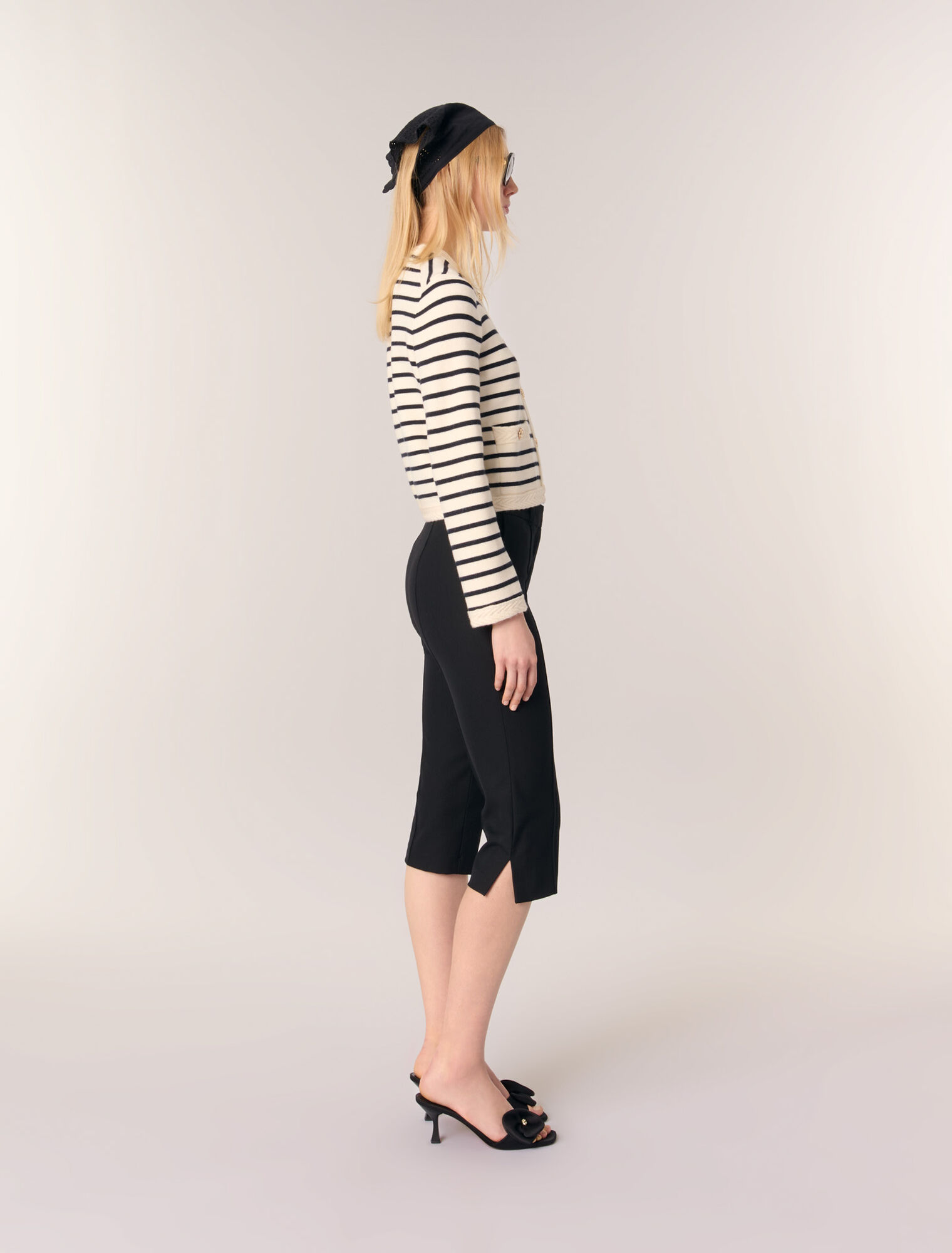 Gestreifte Strickjacke