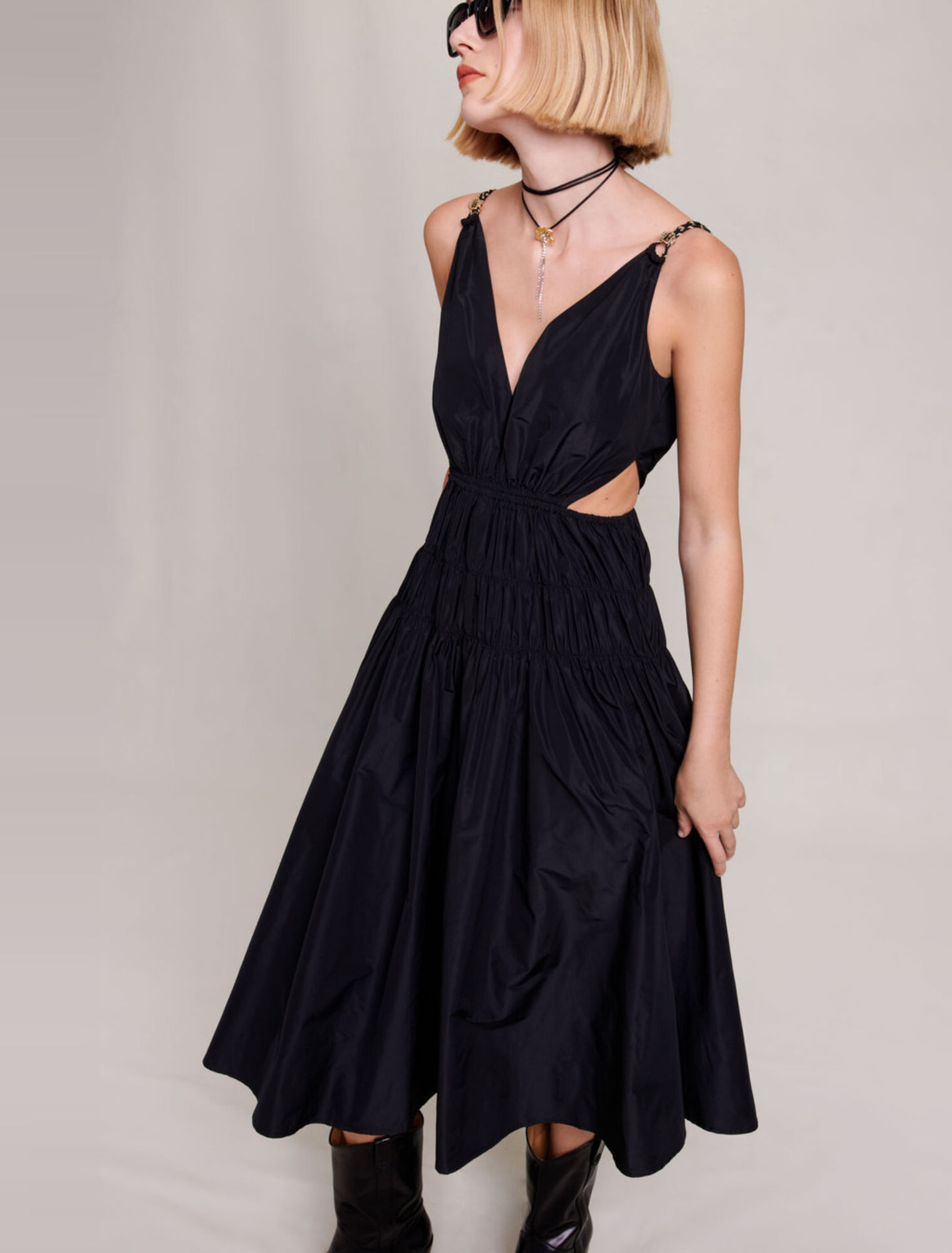 Taftkleid mit Cut-Out an der Taille