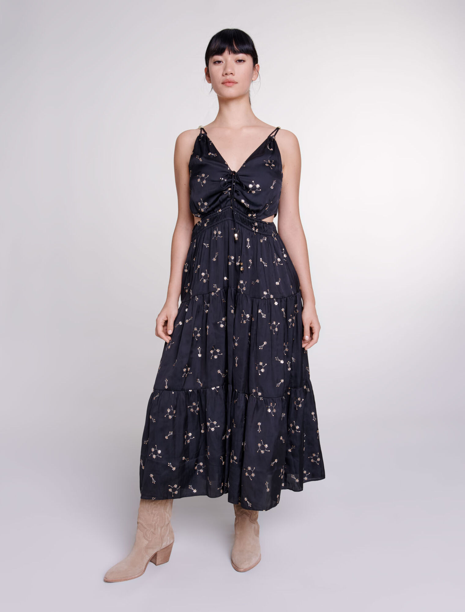 Besticktes Kleid mit Pailletten