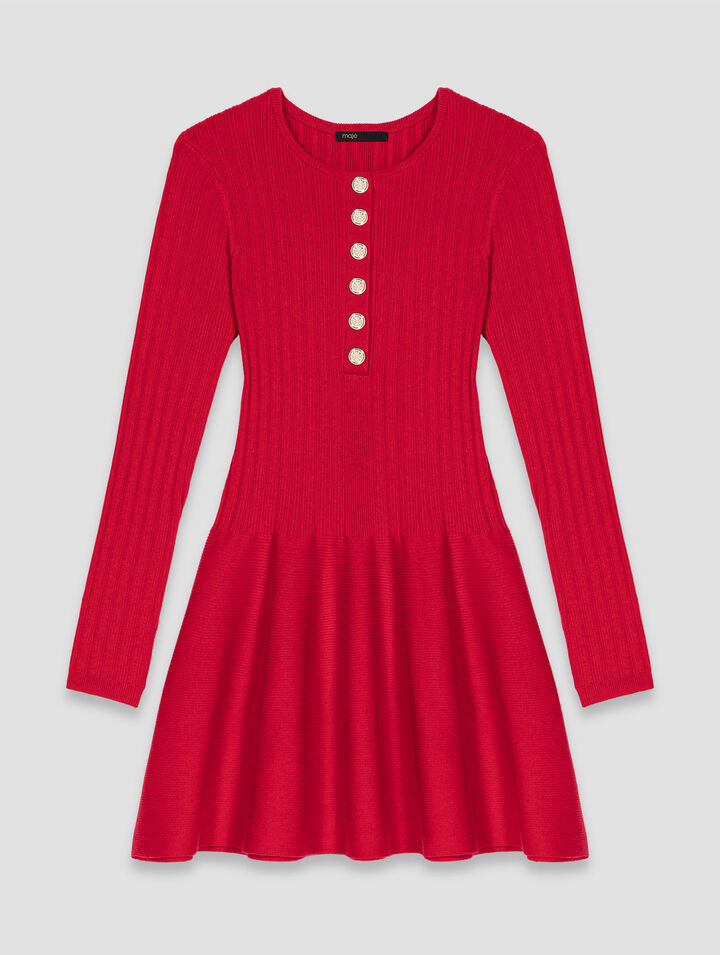 Strickkleid mit ausgestelltem Rock